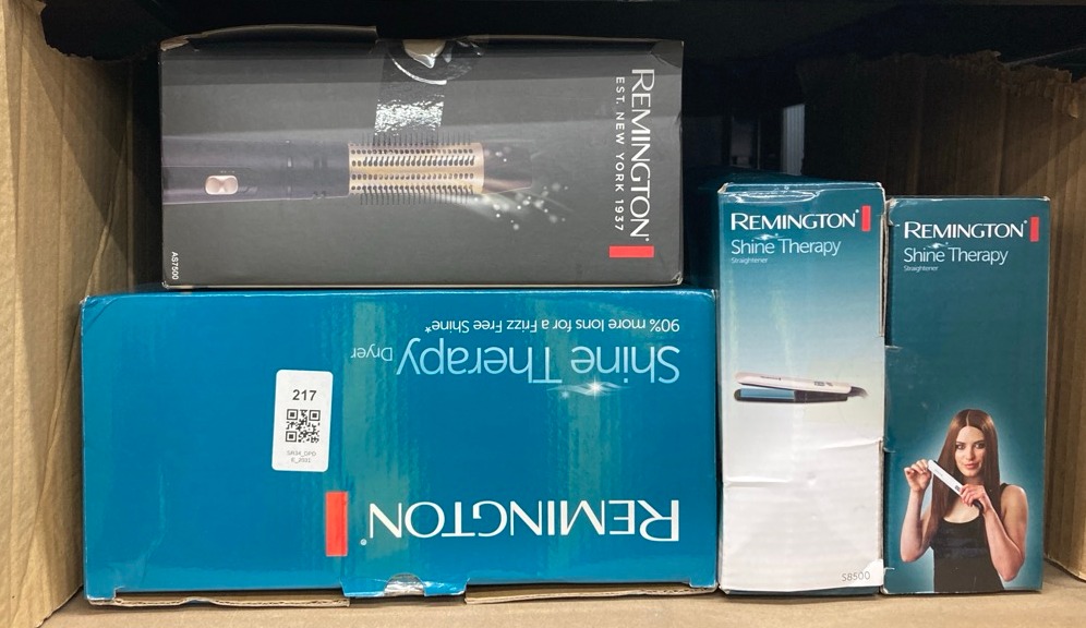 Lot 217  
            Edinburgh SR34 - Delivery Only 

                
QUANTITY OF  ITEMS TO INCLUDE REMINGTON SHINE THERAPY HAIR STRAIGHTENER WITH ADVA...