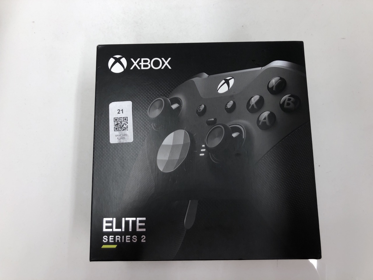 Lot 21  
            Edinburgh SR34 - Delivery Only 

                
XBOX ELITE WIRELESS CONTROLLER SERIES 2.:: LOCATION - TOP 50 RACK
