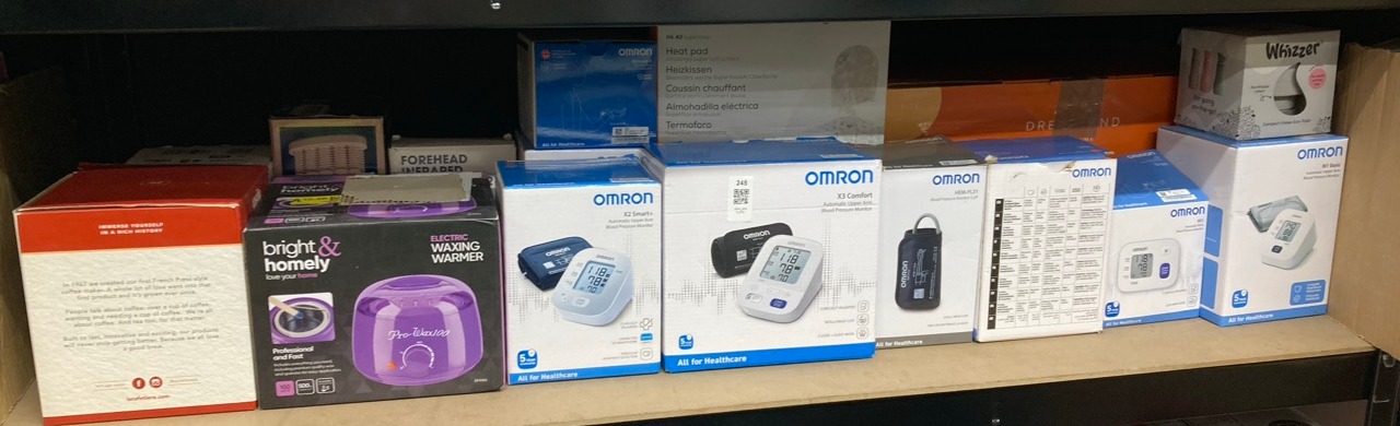 Lot 245  
            Edinburgh SR34 - Delivery Only 

                
QUANTITY OF HEALTH & BEAUTY ITEMS TO INCLUDE OMRON X2 SMART+ CLINICALLY VALIDATED...