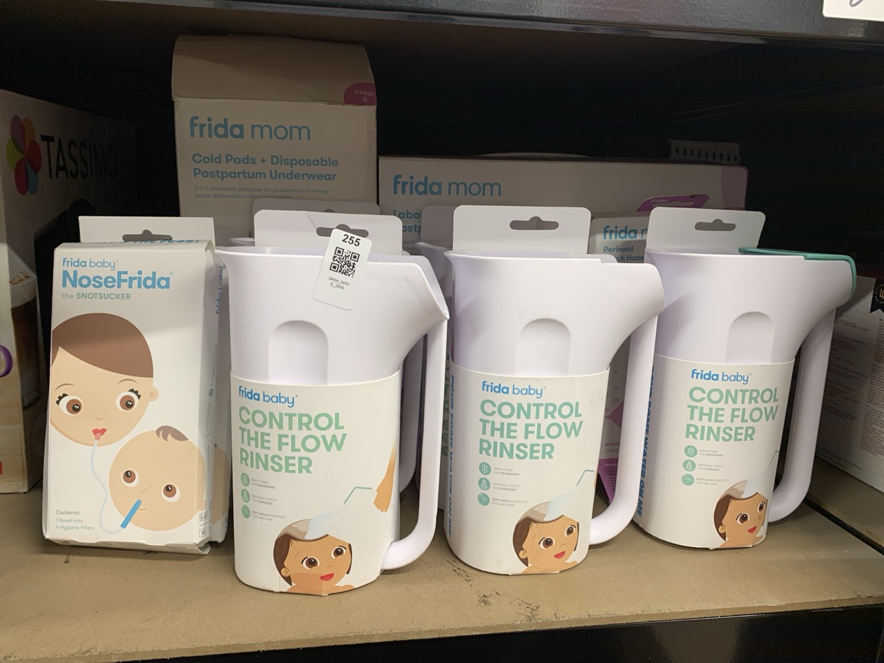 Lot 255  
            Edinburgh SR34 - Delivery Only 

                
QUANTITY OF  ITEMS TO INCLUDE FRIDABABY CONTROL THE FLOW BATH RINSE CUP | RINSER ...