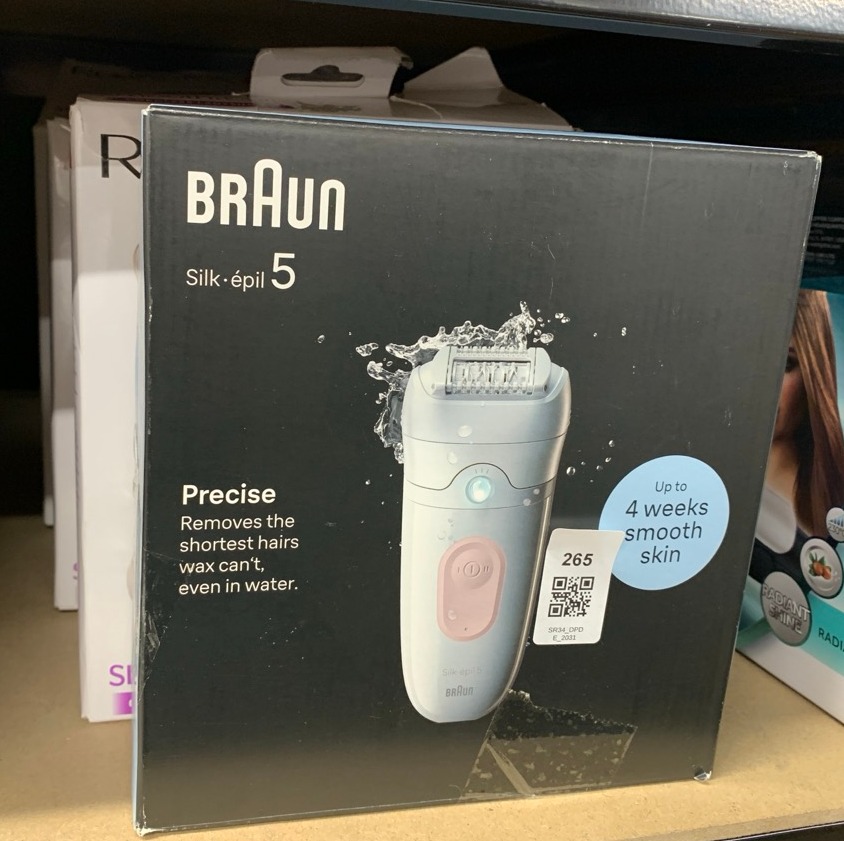 Lot 265  
            Edinburgh SR34 - Delivery Only 

                
QUANTITY OF  ITEMS TO INCLUDE BRAUN SILK-ÉPIL 5, EPILATOR FOR EASY HAIR REMOVAL, ...