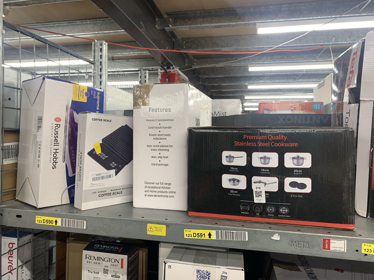 Lot 276  
            Edinburgh SR34 - Delivery Only 

                
QUANTITY OF  ITEMS TO INCLUDE RUSSELL HOBBS SUPREME STEAM IRON, POWERFUL VERTICAL...