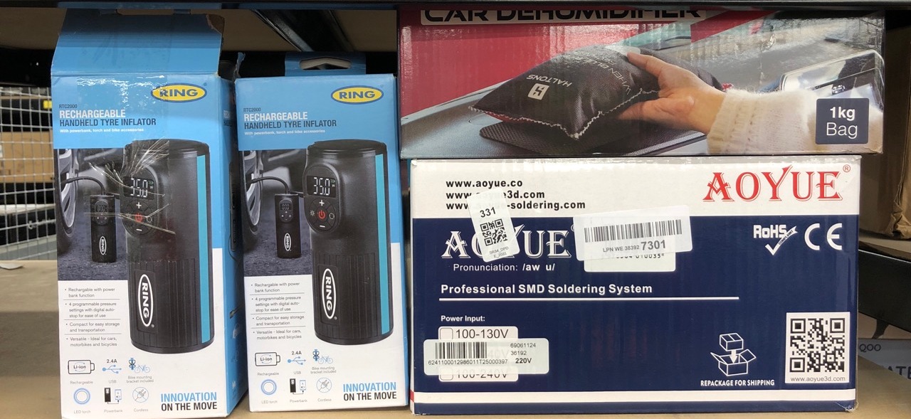 Lot 331  
            Edinburgh SR34 - Delivery Only 

                
QUANTITY OF TOOLS & HOME IMPROVEMENT ITEMS TO INCLUDE RING TYRE INFLATOR GO 2 COR...