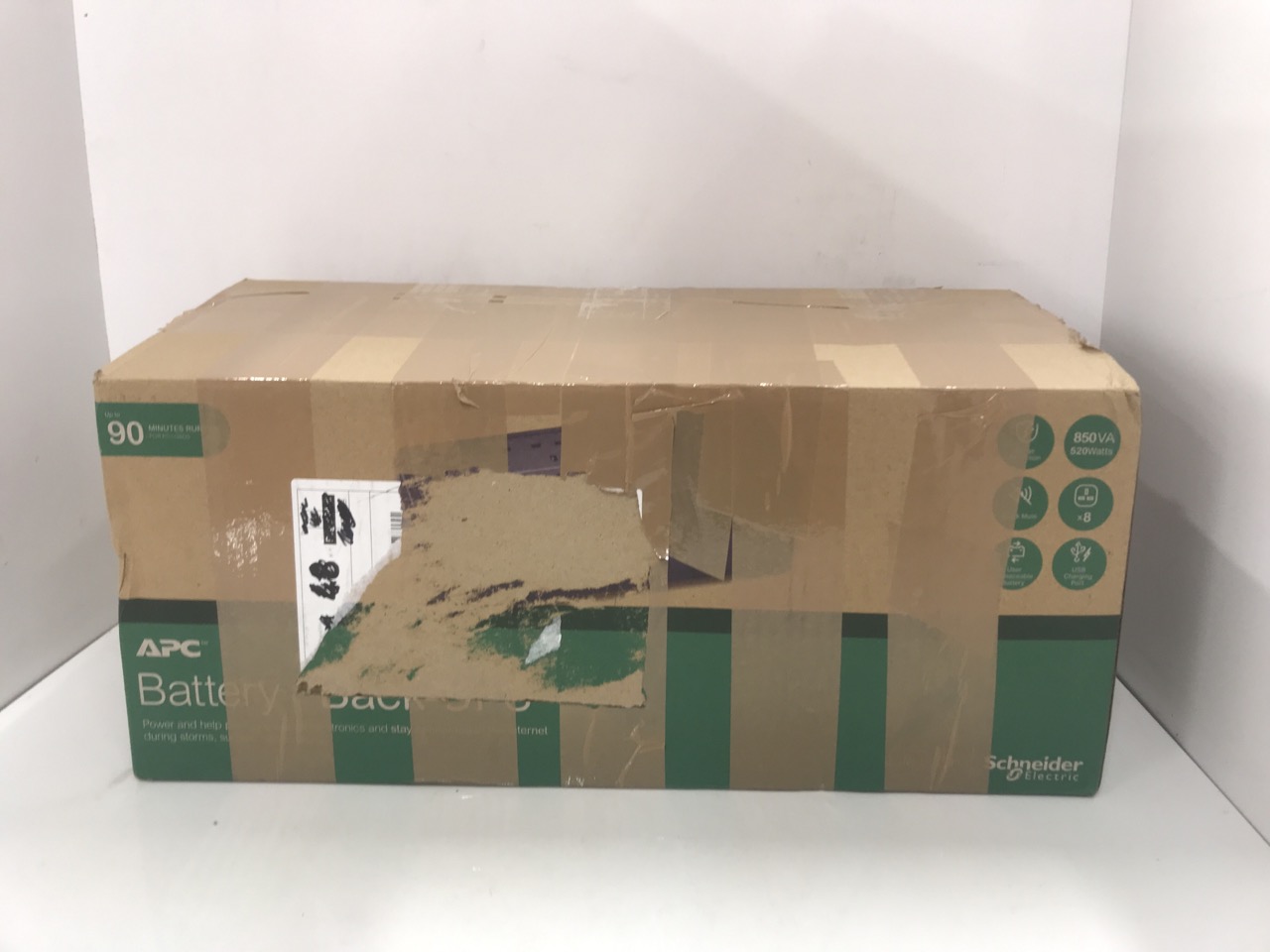 Lot 333  
            Edinburgh SR34 - Delivery Only 

                
APC BACK-UPS UNINTERRUPTED POWER SUPPLY: LOCATION - RACK D