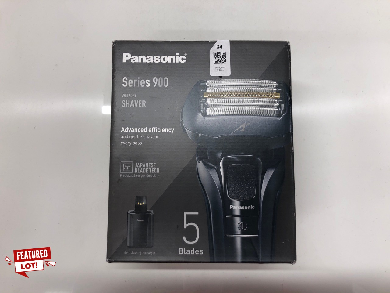 Lot 34  
            Edinburgh SR34 - Delivery Only 

                
PANASONIC ES-LV9U WET & DRY 5-BLADE ELECTRIC SHAVER FOR MEN - PRECISE CLEAN SHAVI...