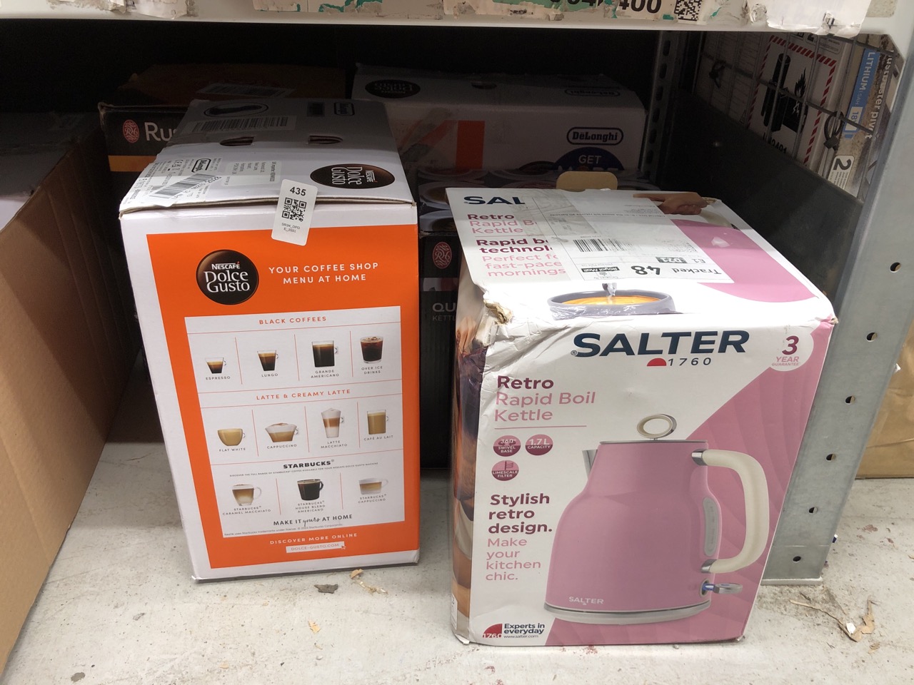 Lot 435  
            Edinburgh SR34 - Delivery Only 

                
QUANTITY OF KITCHEN & APPLIANCES ITEMS TO INCLUDE SALTER RETRO PINK 1.7 L KETTLE ...