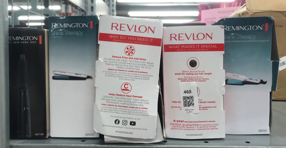 Lot 460  
            Edinburgh SR34 - Delivery Only 

                
QUANTITY OF KITCHEN & APPLIANCES ITEMS TO INCLUDE REVLON HAIR TOOLS ONE-STEP STYL...