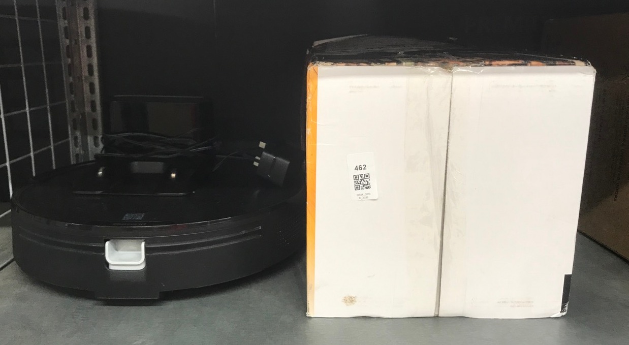 Lot 462  
            Edinburgh SR34 - Delivery Only 

                
DAEWOO ASH VACUUM CLEANER BLACK LOG BARBECUES DISPOSER + CLEANOVA ROBOT VACUUM CL...