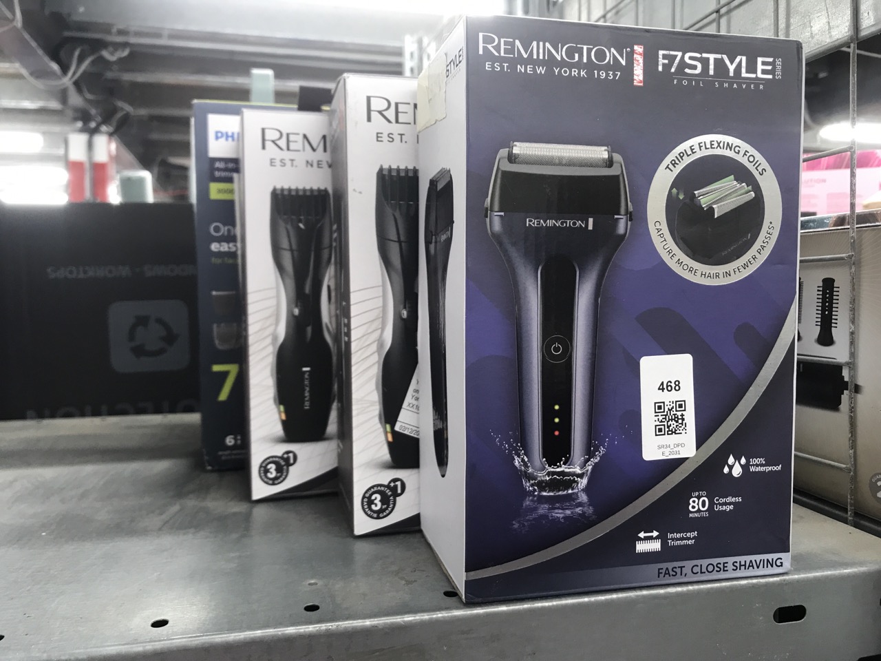 Lot 468  
            Edinburgh SR34 - Delivery Only 

                
QUANTITY OF  ITEMS TO INCLUDE REMINGTON MEN'S ELECTRIC SHAVER [3-FOLD FOIL: FAST ...