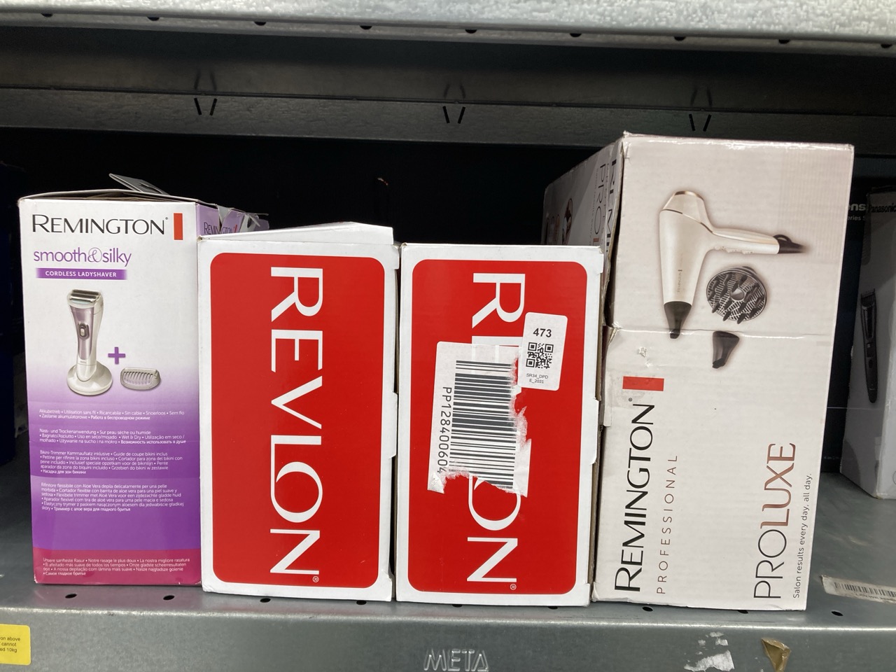 Lot 473  
            Edinburgh SR34 - Delivery Only 

                
QUANTITY OF HEALTH & BEAUTY ITEMS TO INCLUDE REVLON RVDR5823UK HARMONY DRY & STYL...