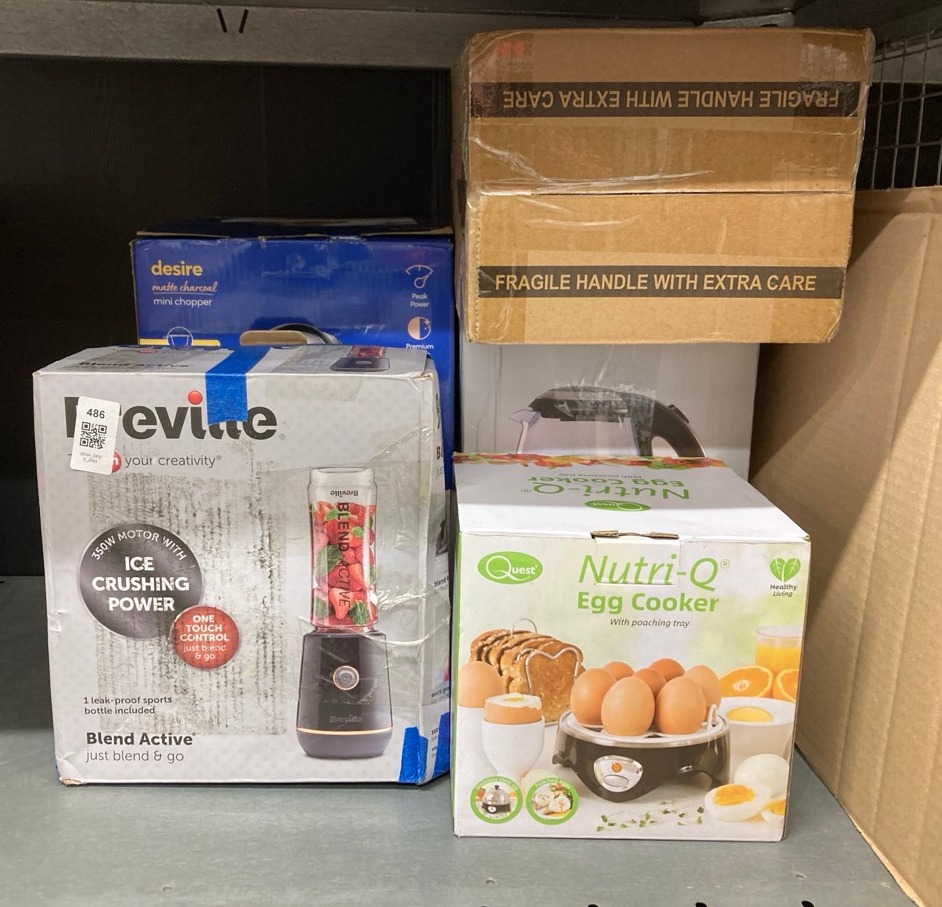 Lot 486  
            Edinburgh SR34 - Delivery Only 

                
QUANTITY OF KITCHEN & APPLIANCES ITEMS TO INCLUDE QUEST NUTRI-Q 34360 MULTI-FUNCT...