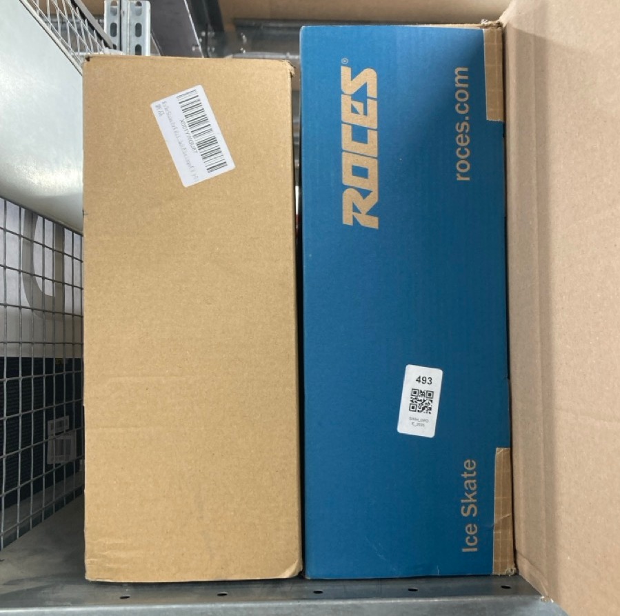 Lot 493  
            Edinburgh SR34 - Delivery Only 

                
ROCES WOMEN'S RSK 2 LEISURE ICE SKATE, WHITE-AZURE, 41 & YONGKONG PEAK & TRADE RO...