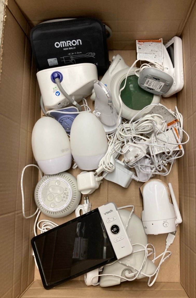 Lot 498  
            Edinburgh SR34 - Delivery Only 

                
QUANTITY OF BABY & TODDLER ITEMS TO INCLUDE LOOSE OMRON HEALTH & BEAUTY BLOOD PRE...