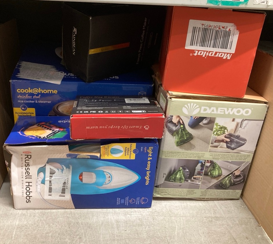 Lot 500  
            Edinburgh SR34 - Delivery Only 

                
QUANTITY OF KITCHEN & APPLIANCES ITEMS TO INCLUDE RUSSELL HOBBS LIGHT & EASY BRIG...