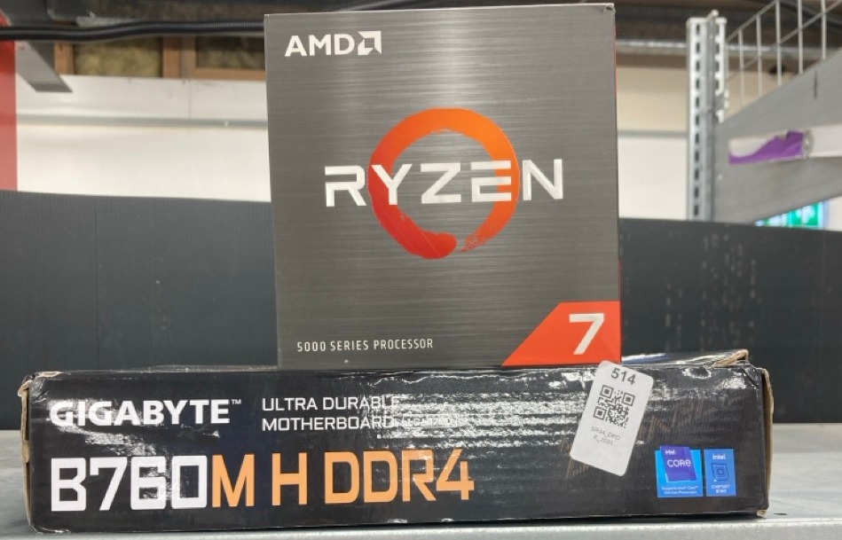 Lot 514  
            Edinburgh SR34 - Delivery Only 

                
AMD RYZEN 7 5800X PROCESSOR (8 CORES/16 THREADS, 105W TDP, AM4 SOCKET, 36 MB CACH...