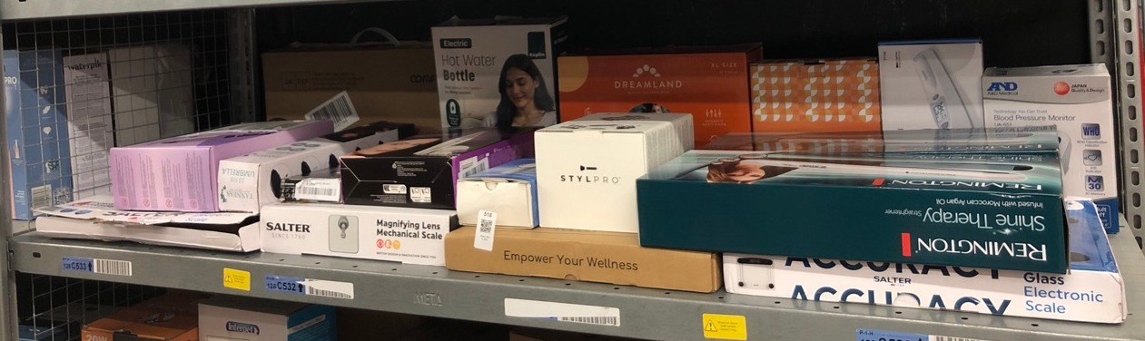 Lot 518  
            Edinburgh SR34 - Delivery Only 

                
QUANTITY OF HEALTH & BEAUTY ITEMS TO INCLUDE SALTER 484 WHDR MECHANICAL BATHROOM ...