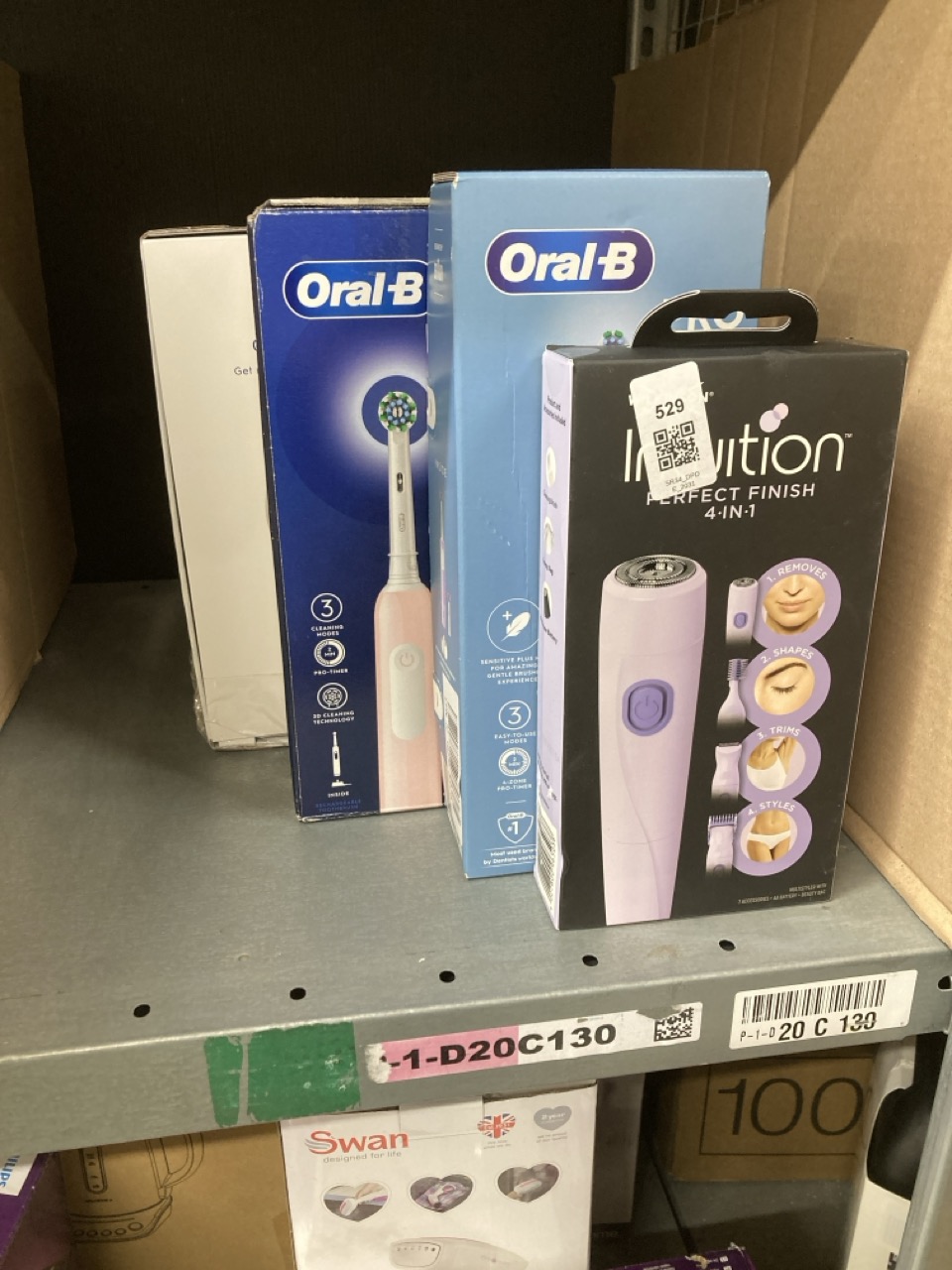 Lot 529  
            Edinburgh SR34 - Delivery Only 

                
QUANTITY OF HEALTH & BEAUTY ITEMS TO INCLUDE WILKINSON SWORD INTUITION PERFECT FI...