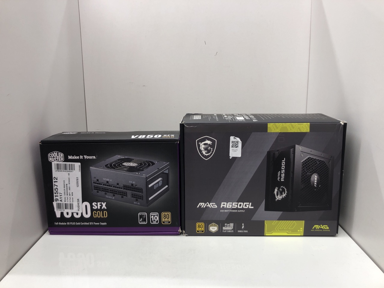 Lot 54  
            Edinburgh SR34 - Delivery Only 

                
COOLER MASTER V850 SFX GOLD, UK PLUG - 850W 80 PLUS GOLD, FULLY MODULAR POWER SUP...