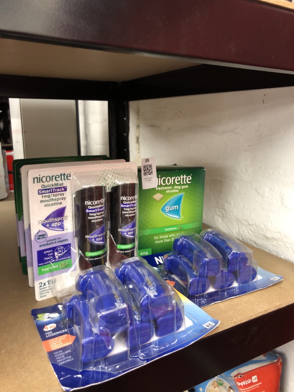 Lot 55  
            Edinburgh SR34 - Delivery Only 

                
QUANTITY OF ITEMS TO INCLUDE NIQUITIN 4MG MINIS MINT LOZENGES - MINT FLAVOUR (5 X...