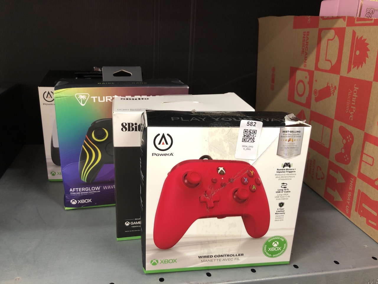 Lot 582  
            Edinburgh SR34 - Delivery Only 

                
QUANTITY OF TECH & GAMING ITEMS TO INCLUDE POWERA WIRED CONTROLLER FOR XBOX SERIE...