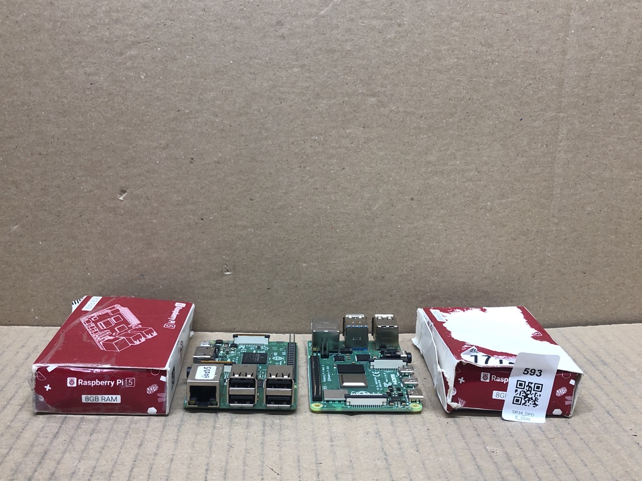 Lot 593  
            Edinburgh SR34 - Delivery Only 

                
QUANTITY OF TECH & GAMING ITEMS TO INCLUDE RASPBERRY PI 5 8GB RAM: LOCATION - RACK H