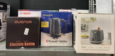 Lot 193  
            Edinburgh SR24 - Delivery Only 

                
QUANTITY OF KITCHEN & APPLIANCES ITEMS TO INCLUDE RUSSELL HOBBS HONEYCOMB ELECTRI...