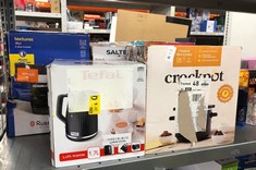 Lot 223  
            Edinburgh SR24 - Delivery Only 

                
QUANTITY OF KITCHEN & APLLUIANCES TEFAL LOFT ELECTRIC KETTLE, 1.7L, FAST BOIL, CO...