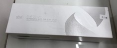 Lot 248  
            Edinburgh SR24 - Delivery Only 

                
GHD DUET BLOWDRY HAIR DRYER BRUSH IN WHITE - WET TO BLOW DRIED WITH NO HEAT DAMAG...