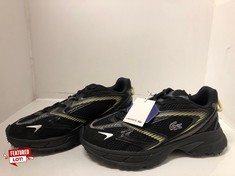 Lot 26  
            Edinburgh SR24 - Delivery Only 

                
LACOSTE LOO3 NEO SHOT 125 1 SMA BLACKL LT YELLOW-TEXTILE SIZE 8 RRP £115: LOCATIO...