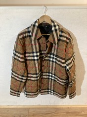 Lot 271  
            Edinburgh SR24 - Delivery Only 

                
BURBERRY FORRES DIAMOND QUILTED JACKET UK SIZE M ORIGINAL RRP £990:: LOCATION - D...