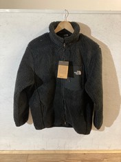 Lot 274  
            Edinburgh SR24 - Delivery Only 

                
BLACK NORTHFACE FLEECE UK L : LOCATION - D RACK
