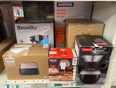 Lot 324  
            Edinburgh SR24 - Delivery Only 

                
QUANTITY OF KITCHEN & APPLIANCES ITEMS TO INCLUDE BREVILLE HOT CUP HOT WATER DISP...