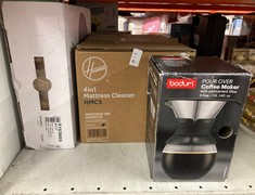 Lot 339  
            Edinburgh SR24 - Delivery Only 

                
QUANTITY OF KITCHEN & APPLIANCES ITEMS TO INCLUDE HOOVER HMC510 MATTRESS VACUUM C...