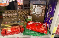 Lot 340  
            Edinburgh SR24 - Delivery Only 

                
QUANTITY OF FOOD & DRINK ITEMS TO INCLUDE LINDT LINDOR ASSORTED CHOCOLATE TRUFFLE...