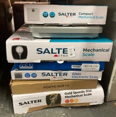 Lot 360  
            Edinburgh SR24 - Delivery Only 

                
QUANTITY OF HEALTH & BEAUTY ITEMS TO INCLUDE SALTER MECHANICAL BATHROOM SCALE – A...