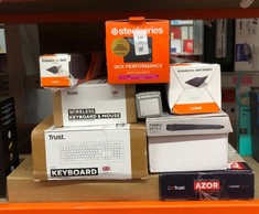 Lot 439  
            Edinburgh SR24 - Delivery Only 

                
QUANTITY OF TECH & GAMING ITEMS TO INCLUDE STEELSERIES QCK L PERFORMANCE SPEED GA...