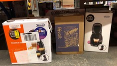 Lot 446  
            Edinburgh SR24 - Delivery Only 

                
QUANTITY OF KITCHEN & APPLIANCES ITEMS TO INCLUDE DE'LONGHI NESCAFÉ DOLCE GUSTO P...