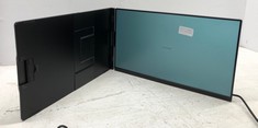 Lot 486  
            Edinburgh SR24 - Delivery Only 

                
KEYEFA P5 DUAL-SCREEN LAPTOP SCREEN EXTENDER  (POWER SUPPLY NOT INCLUDED ): LOCAT...