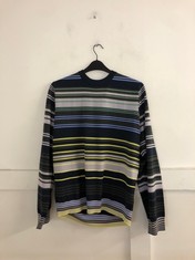 Lot 51  
            Edinburgh SR24 - Delivery Only 

                
PAUL SMITH MENS STRIPED SWEATER UK SIZE XL: LOCATION - A RACK