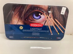 Lot 578  
            Edinburgh SR24 - Delivery Only 

                
DERWENT LIGHTFAST PENCILS  4MM ROUND PREMIUM CORE STRENGTH, CREAMY TEXTURE, IDEAL...