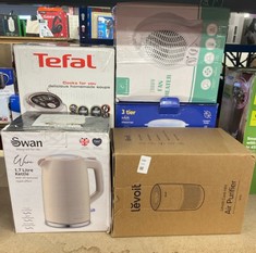 Lot 588  
            Edinburgh SR24 - Delivery Only 

                
QUANTITY OF KITCHEN & APPLIANCES ITEMS TO INCLUDE SWAN SK19034CRM WAVE CORDLESS K...