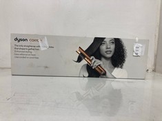 Lot 634  
            Edinburgh SR24 - Delivery Only 

                
DYSON CORRALE HAIR STRAIGHTENER & STYLER, CORDLESS - ORIGINAL RRP £249::: LOCATIO...