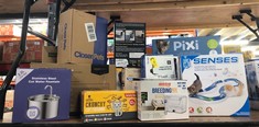 Lot 655  
            Edinburgh SR24 - Delivery Only 

                
QUANTITY OF PET PRODUCTS ITEMS TO INCLUDE CAT MATE MICROCHIP ACTIVATED CAT FLAP (...
