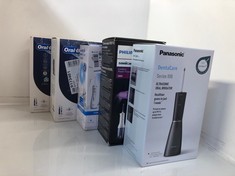Lot 657  
            Edinburgh SR24 - Delivery Only 

                
QUANTITY OF HEALTH & BEAUTY ITEMS TO INCLUDE PANASONIC SERIES 800 WATER FLOSSER F...