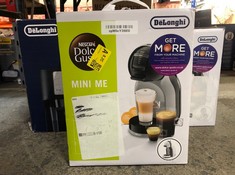 Lot 658  
            Edinburgh SR24 - Delivery Only 

                
QUANTITY OF KITCHEN & APPLIANCES ITEMS TO INCLUDE DELONGHI NESCAFÉ DOLCE GUSTO MI...