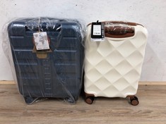 Lot 70  
            Edinburgh SR24 - Delivery Only 

                
BRITISH TRAVELLER 20" SMALL SUITCASE DURABLE ABS+PC HARD SHELL LUGGAGE LIGHTWEIGH...