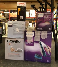 Lot 717  
            Edinburgh SR24 - Delivery Only 

                
QUANTITY OF KITCHEN & APPLIANCES ITEMS TO INCLUDE TEFAL PURE POP SLIM HANDHELD CL...