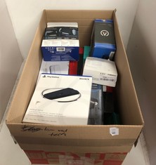 Lot 721  
            Edinburgh SR24 - Delivery Only 

                
QUANTITY OF TECH & GAMING ITEMS TO INCLUDE POWERA CHARGING STATION FOR PLAYSTATIO...