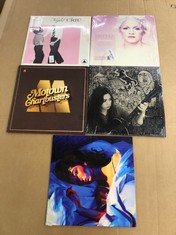 Lot 725  
            Edinburgh SR24 - Delivery Only 

                
QUANTITY OF VINYL  ITEMS TO INCLUDE NIGHT CRIU (PINK VINYL): LOCATION - TABLES