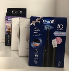 Lot 734  
            Edinburgh SR24 - Delivery Only 

                
QUANTITY OF HEALTH & BEAUTY ITEMS TO INCLUDE ORAL-B IO2 NIGHT BLACK ELECTRIC TOOT...